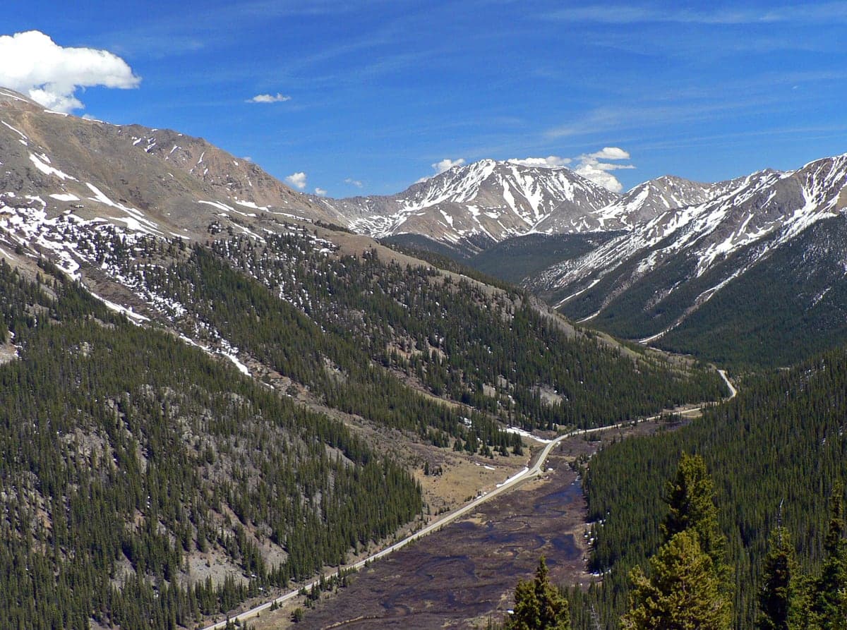 Landscape view of Independence Pass near Highway 82 in the Leadville & Twin Lakes region.
