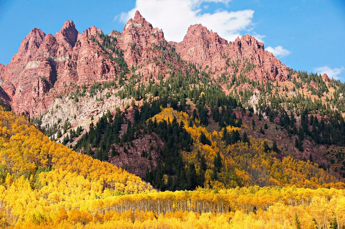 Maroon Bells in autumn in the Aspen, Maroon Bells & Roaring Fork region.